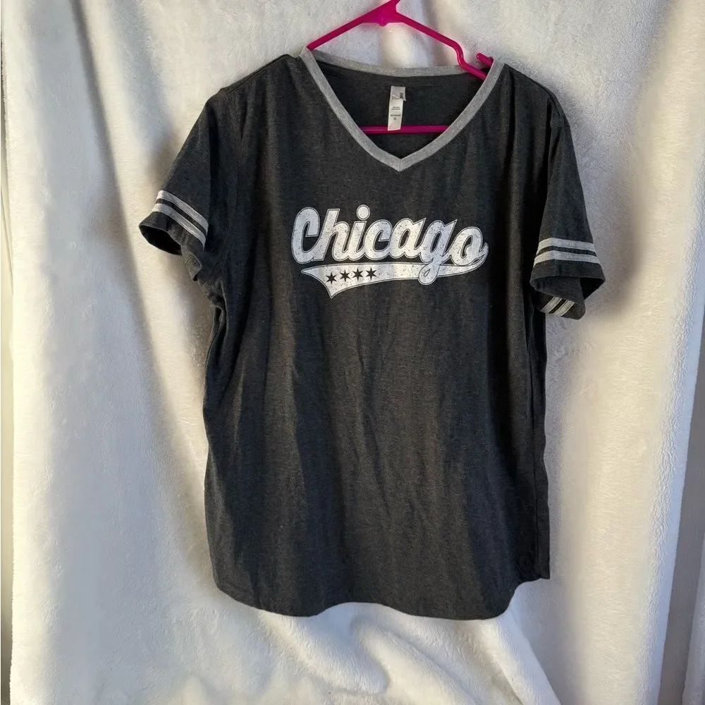 Chicago V-Neck Tee